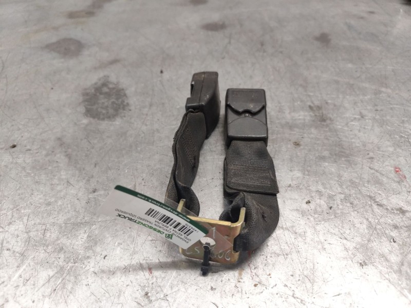 Recambio de enganche cinturon trasero izquierdo para opel astra f berlina básico referencia OEM IAM   