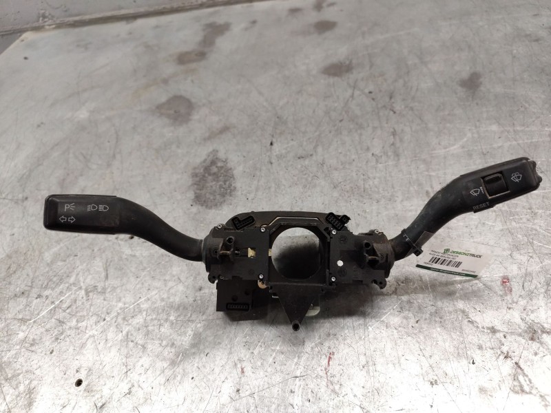 Recambio de mando multifuncion para audi a4 berlina (8e) 1.9 tdi referencia OEM IAM 8E0953549Q  