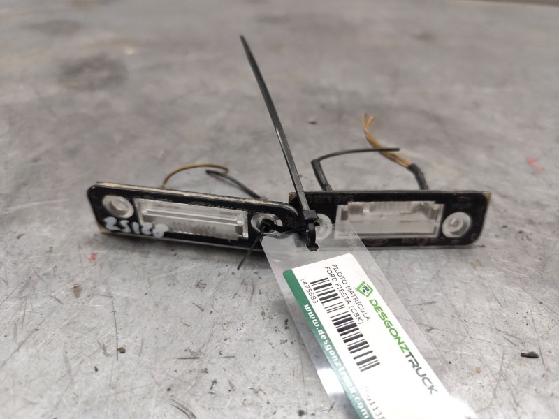 Recambio de piloto matricula para ford fiesta (cbk) ambiente referencia OEM IAM 2S6113550AA  