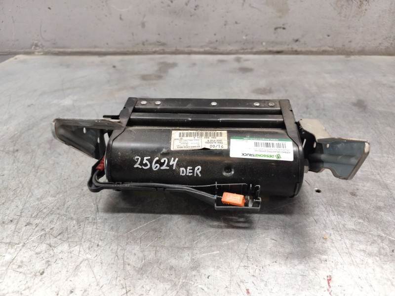 Recambio de airbag delantero derecho para volkswagen passat berlina (3b2) comfortline referencia OEM IAM 3B0880204  