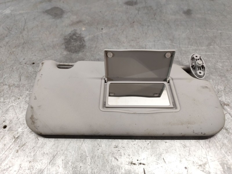 Recambio de parasol derecho para ford fiesta (cbk) ambiente referencia OEM IAM   