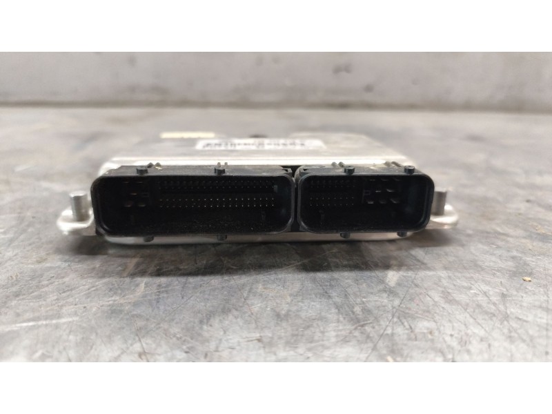 Recambio de centralita motor uce para volkswagen passat berlina (3b2) comfortline referencia OEM IAM 038906019BK  