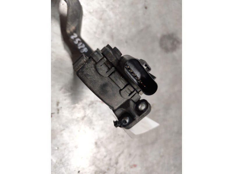 Recambio de pedal acelerador para ford fiesta (cbk) ambiente referencia OEM IAM 2S619F836AA  