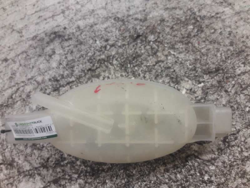 Recambio de deposito expansion para nissan primastar (x..) kombi l1h1 2.7t (6 sitze) referencia OEM IAM 7700312900  
