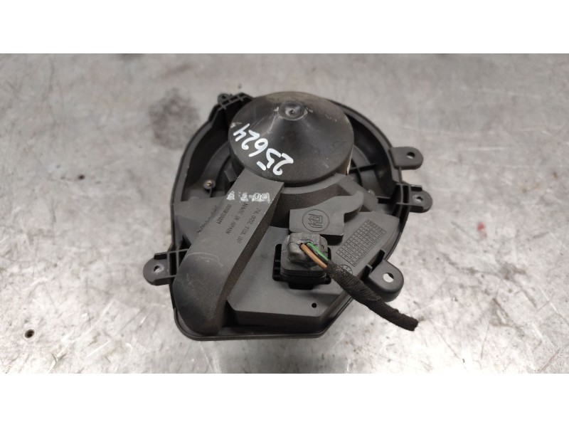 Recambio de ventilador calefaccion para volkswagen passat berlina (3b2) comfortline referencia OEM IAM 740221233F  