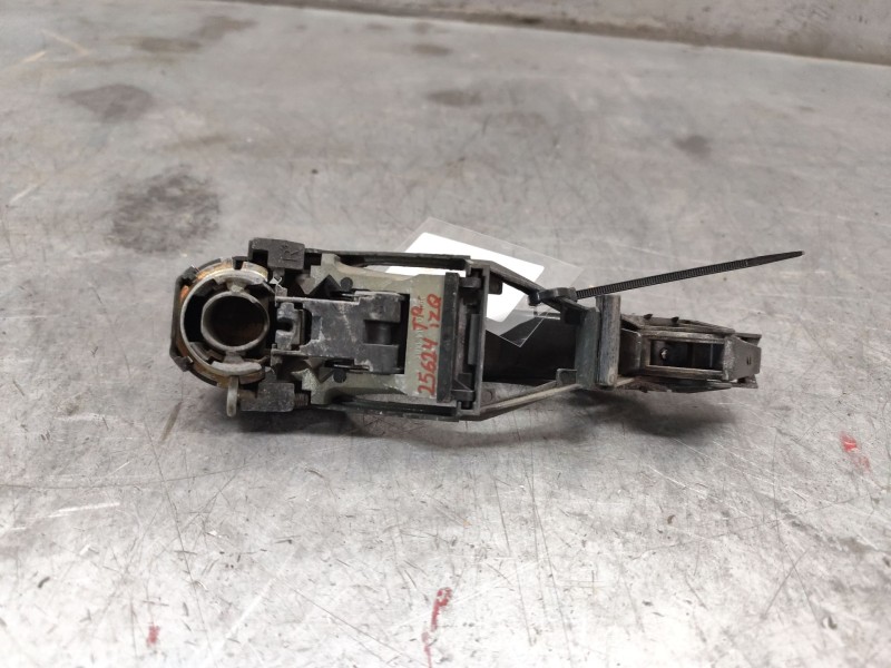 Recambio de maneta exterior trasera izquierda para volkswagen passat berlina (3b2) comfortline referencia OEM IAM 3B0837885  