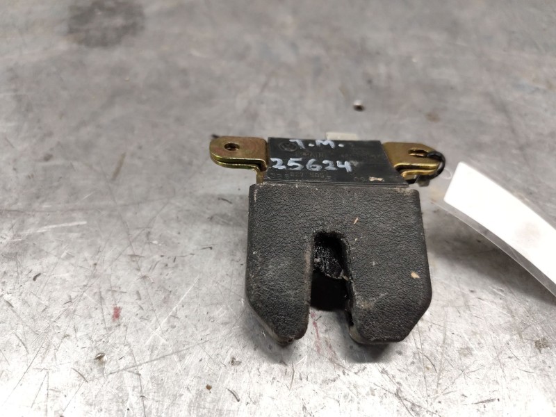 Recambio de cerradura maletero / porton para volkswagen passat berlina (3b2) comfortline referencia OEM IAM 827505  2PINES