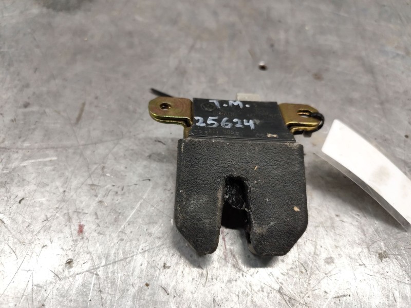 Recambio de cerradura maletero / porton para volkswagen passat berlina (3b2) comfortline referencia OEM IAM 827505  2PINES