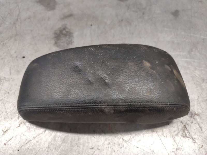 Recambio de apoyabrazos central para ford mondeo berlina (ge) ambiente referencia OEM IAM   