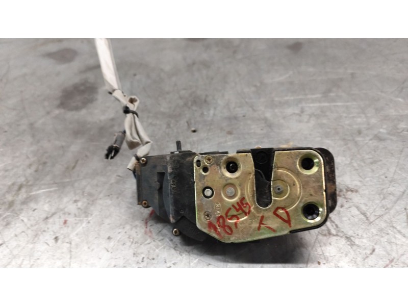 Recambio de cerradura puerta trasera derecha para kia carens 2.0 crdi ex monovolumen referencia OEM IAM   