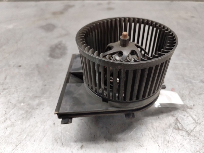 Recambio de motor calefaccion para volkswagen golf iv berlina (1j1) 1.9 tdi referencia OEM IAM 1J1819021A  