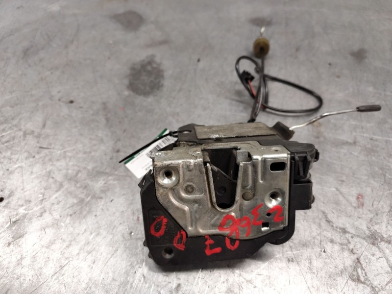 Recambio de cerradura puerta delantera derecha para peugeot 206 berlina x-line referencia OEM IAM 004138112629  