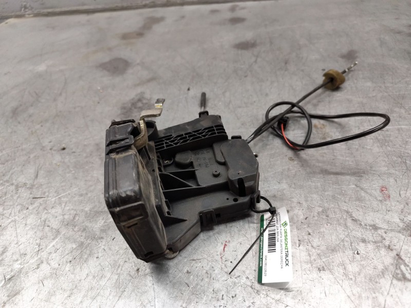 Recambio de cerradura puerta delantera derecha para peugeot 206 berlina x-line referencia OEM IAM 004138112629  