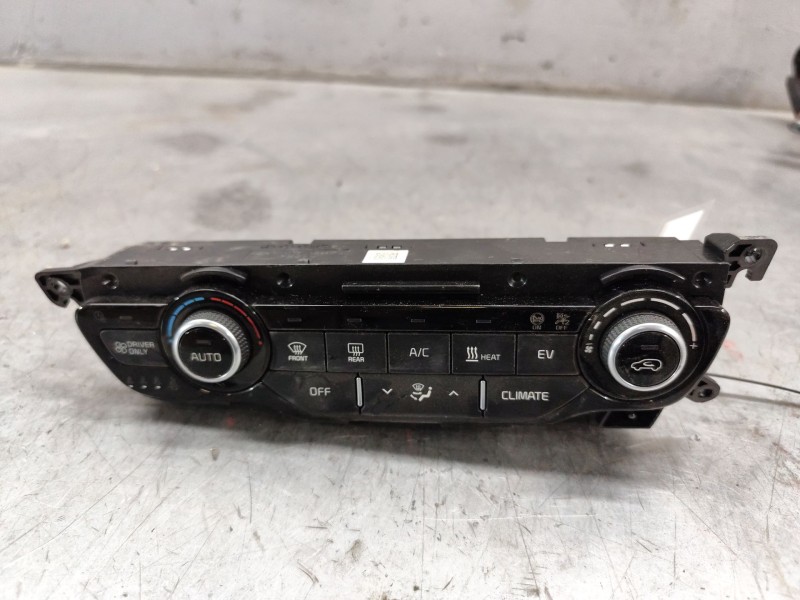 Recambio de mando climatizador para kia niro i (de) e-niro referencia OEM IAM 97250Q4160  