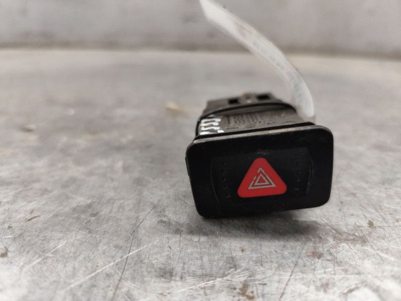 Recambio de warning para volkswagen golf iv berlina (1j1) 1.9 tdi referencia OEM IAM 1J0953235  