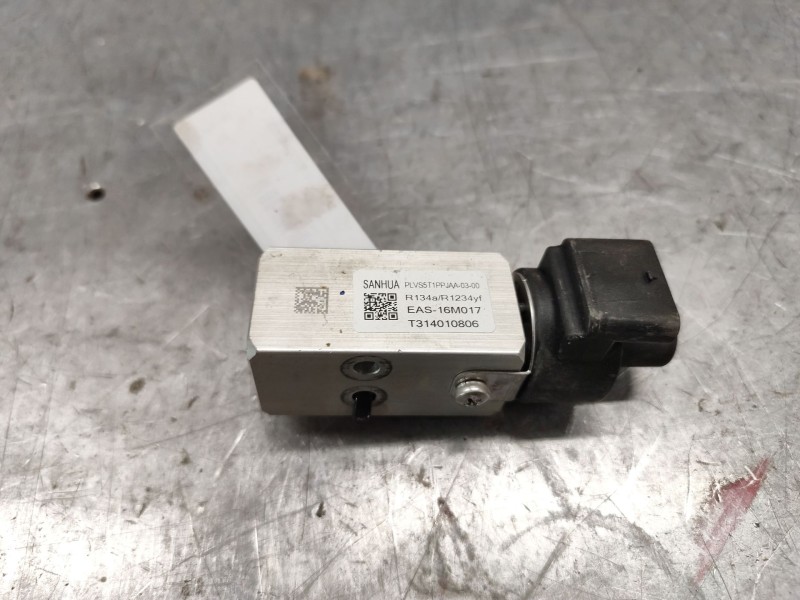 Recambio de valvula expansion para kia niro i (de) e-niro referencia OEM IAM EAS16M017  