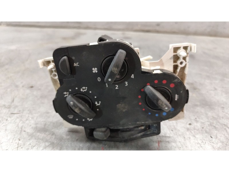 Recambio de mando calefaccion / aire acondicionado para dacia logan 1.6 cat referencia OEM IAM 69577008  
