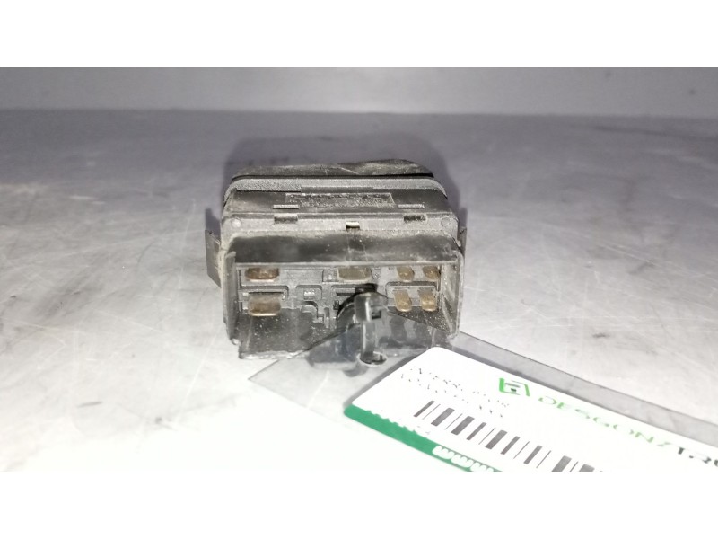 Recambio de interruptor para volvo fh xxx 12.8 diesel referencia OEM IAM 20569990  