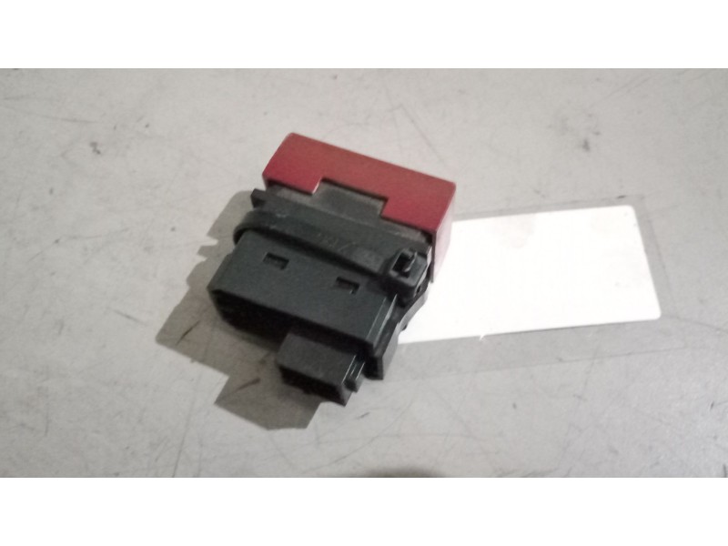 Recambio de warning para renault serie t 12.8 diesel referencia OEM IAM 22013126  21627614