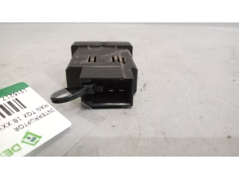 Recambio de interruptor para man tgx 18.xxx 12.4 diesel referencia OEM IAM 81259070317  