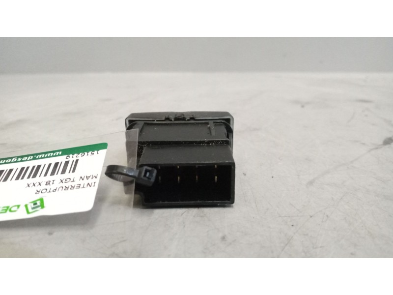 Recambio de interruptor para man tgx 18.xxx 12.4 diesel referencia OEM IAM 81255030318  