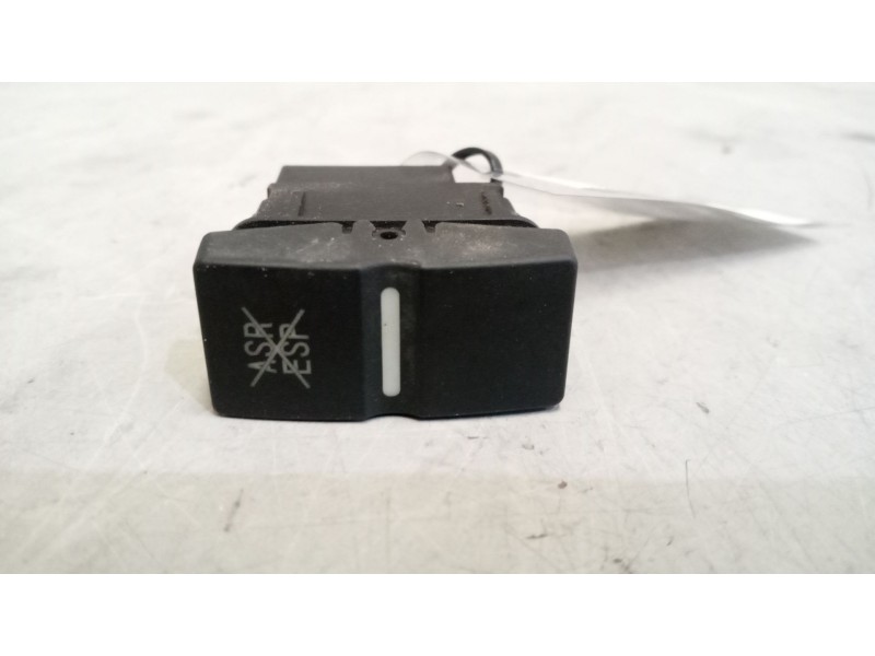 Recambio de interruptor para man tgx 18.xxx 12.4 diesel referencia OEM IAM 81255030322  