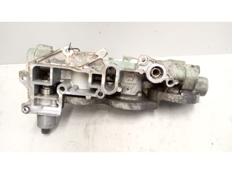 Recambio de soporte filtro aceite para volvo fm xxx 12.8 diesel referencia OEM IAM 22090617  