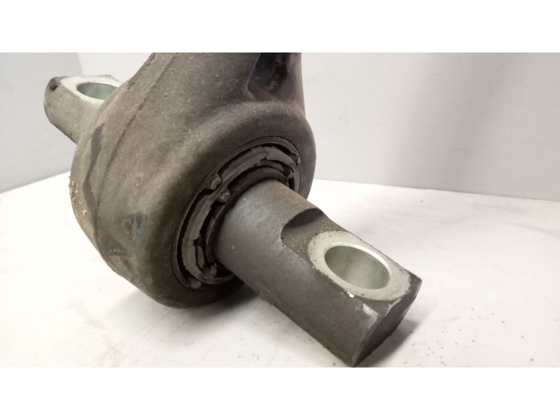 Recambio de uve eje trasero para daf serie xf105.xxx 12.9 diesel referencia OEM IAM 1817808  