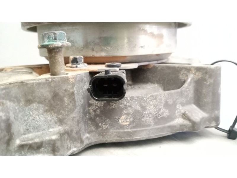 Recambio de bomba agua para volvo fm xxx 12.8 diesel referencia OEM IAM 21812242  