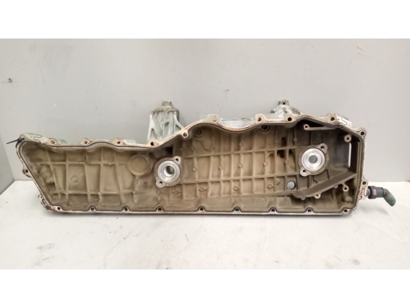 Recambio de tapa enfriador aceite para volvo fm xxx 12.8 diesel referencia OEM IAM 21905815  21905817