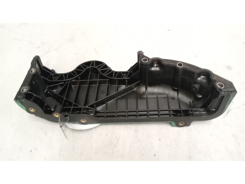 Recambio de tapa distribucion para volvo fm xxx 12.8 diesel referencia OEM IAM 22081163  21728466