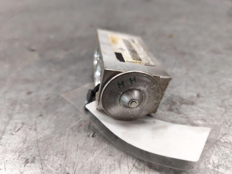 Recambio de valvula expansion para nissan note (e11e) acenta referencia OEM IAM 668621M  