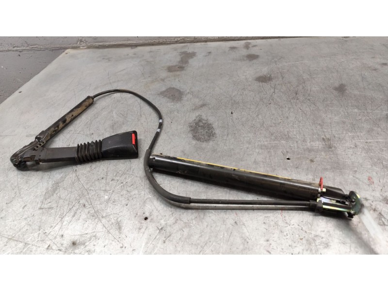 Recambio de pretensor airbag derecho para opel astra f berlina básico referencia OEM IAM 90359922  