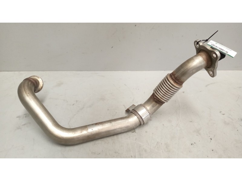 Recambio de tubo para volvo fm xxx 12.8 diesel referencia OEM IAM 22597249  