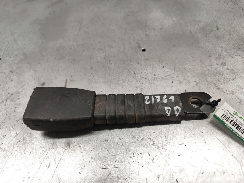 Recambio de pretensor airbag derecho para hyundai accent (mc) gl referencia OEM IAM 060523  