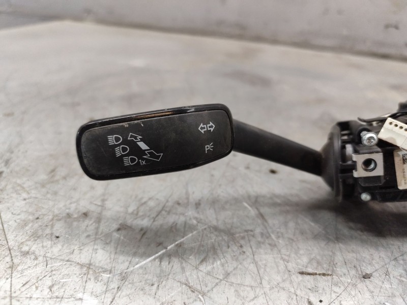 Recambio de mando multifuncion para volkswagen crafter furgoneta (sy_, sx_) 2.0 tdi referencia OEM IAM 5Q1953502  