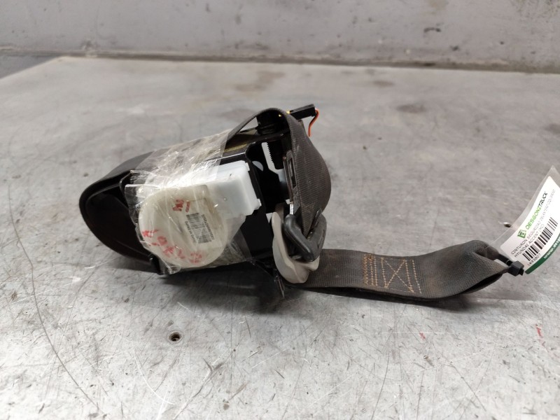 Recambio de cinturon seguridad delantero izquierdo para hyundai accent (mc) gl referencia OEM IAM 888701E030  