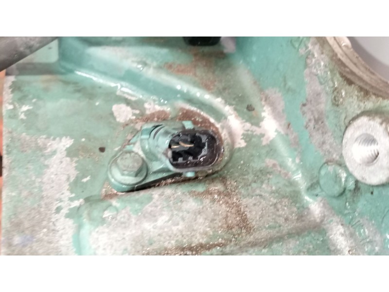 Recambio de campana motor para volvo fm xxx 12.8 diesel referencia OEM IAM 21768998  