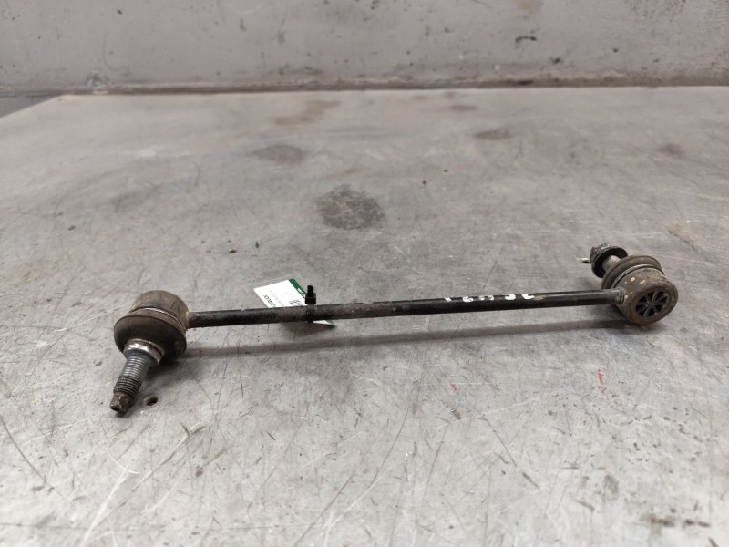 Recambio de bieleta barra estabilizadora delantera para hyundai i30 (gd) 1.6 crdi referencia OEM IAM   