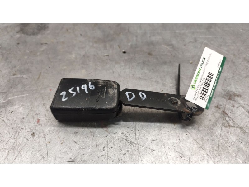 Recambio de enganche de cinturon delantero derecho para peugeot 206 berlina xr referencia OEM IAM 5990BAC  