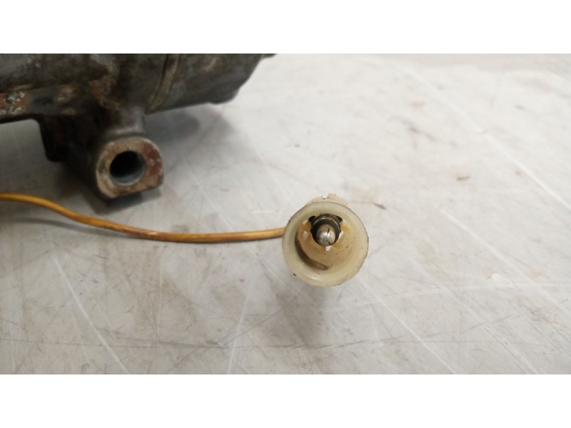 Recambio de compresor aire acondicionado para volvo fm xxx 12.8 diesel referencia OEM IAM 84094705  