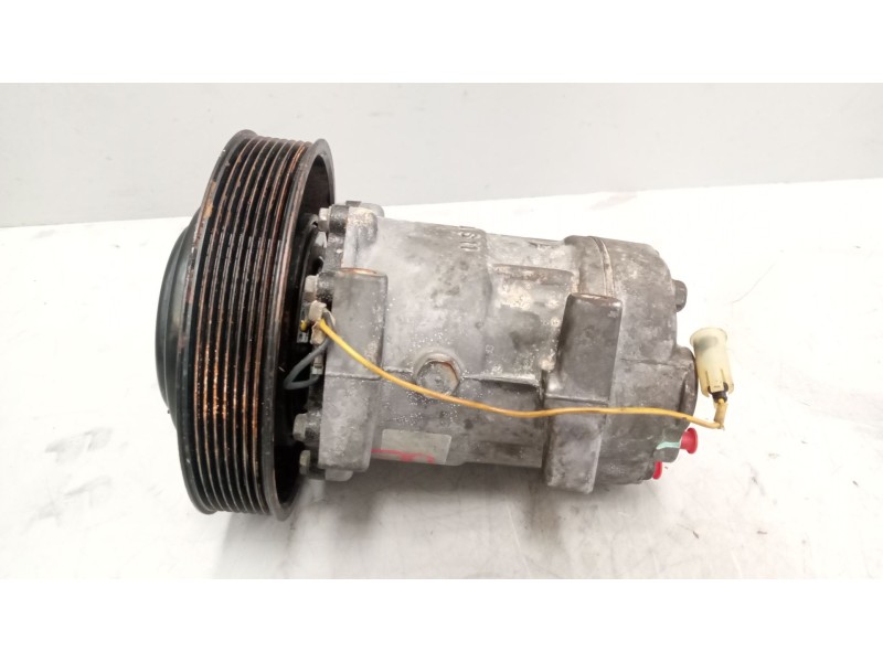 Recambio de compresor aire acondicionado para volvo fm xxx 12.8 diesel referencia OEM IAM 84094705  