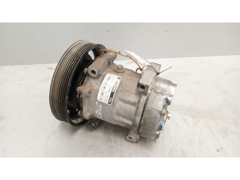 Recambio de compresor aire acondicionado para renault serie t 12.8 diesel referencia OEM IAM 84591036  