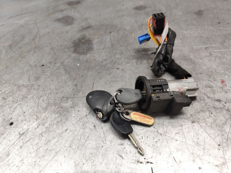 Recambio de conmutador de arranque para citroën xsara berlina 1.9 td sx referencia OEM IAM   