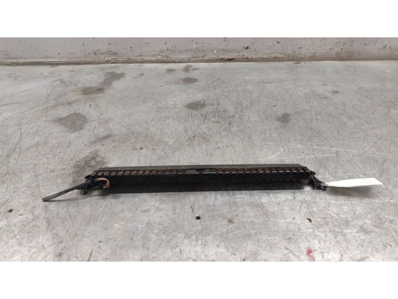 Recambio de luz central de freno para volkswagen golf iv berlina (1j1) 1.9 tdi referencia OEM IAM 1J6945097C  