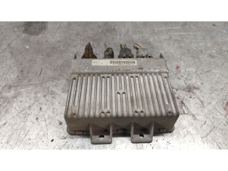 Recambio de modulo electronico para renault master ii furgoneta (fd) 2.5 d referencia OEM IAM 7700311655  