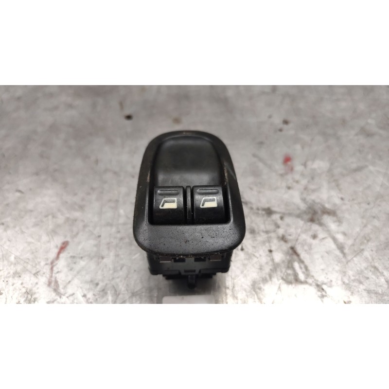 Recambio de mando elevalunas delantero izquierdo para peugeot 306 (7b, n3, n5) 2.0 hdi 90 referencia OEM IAM   