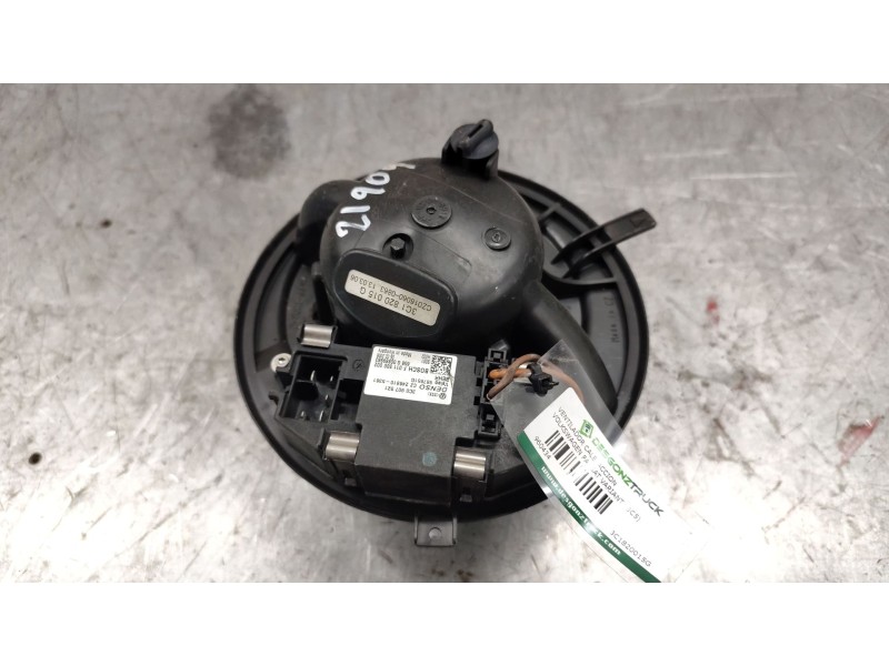 Recambio de ventilador calefaccion para volkswagen passat variant (3c5) advance referencia OEM IAM 3C1820015G  