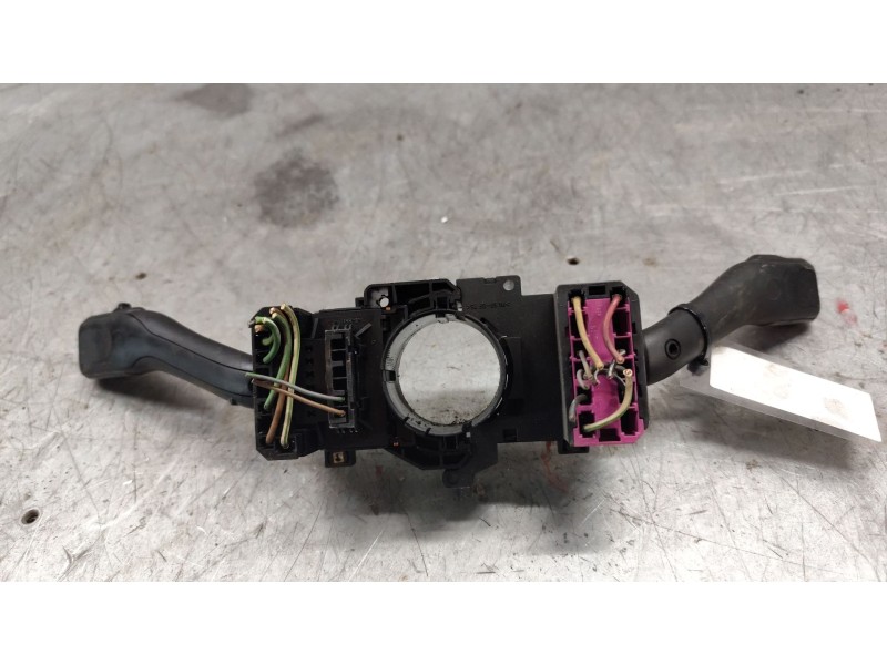 Recambio de mando multifuncion para volkswagen golf iv berlina (1j1) 1.9 tdi referencia OEM IAM 8L0953513G  