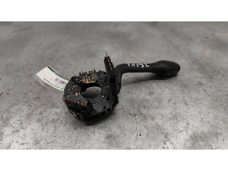 Recambio de mando intermitentes para volkswagen polo berlina (6n1) básico referencia OEM IAM   